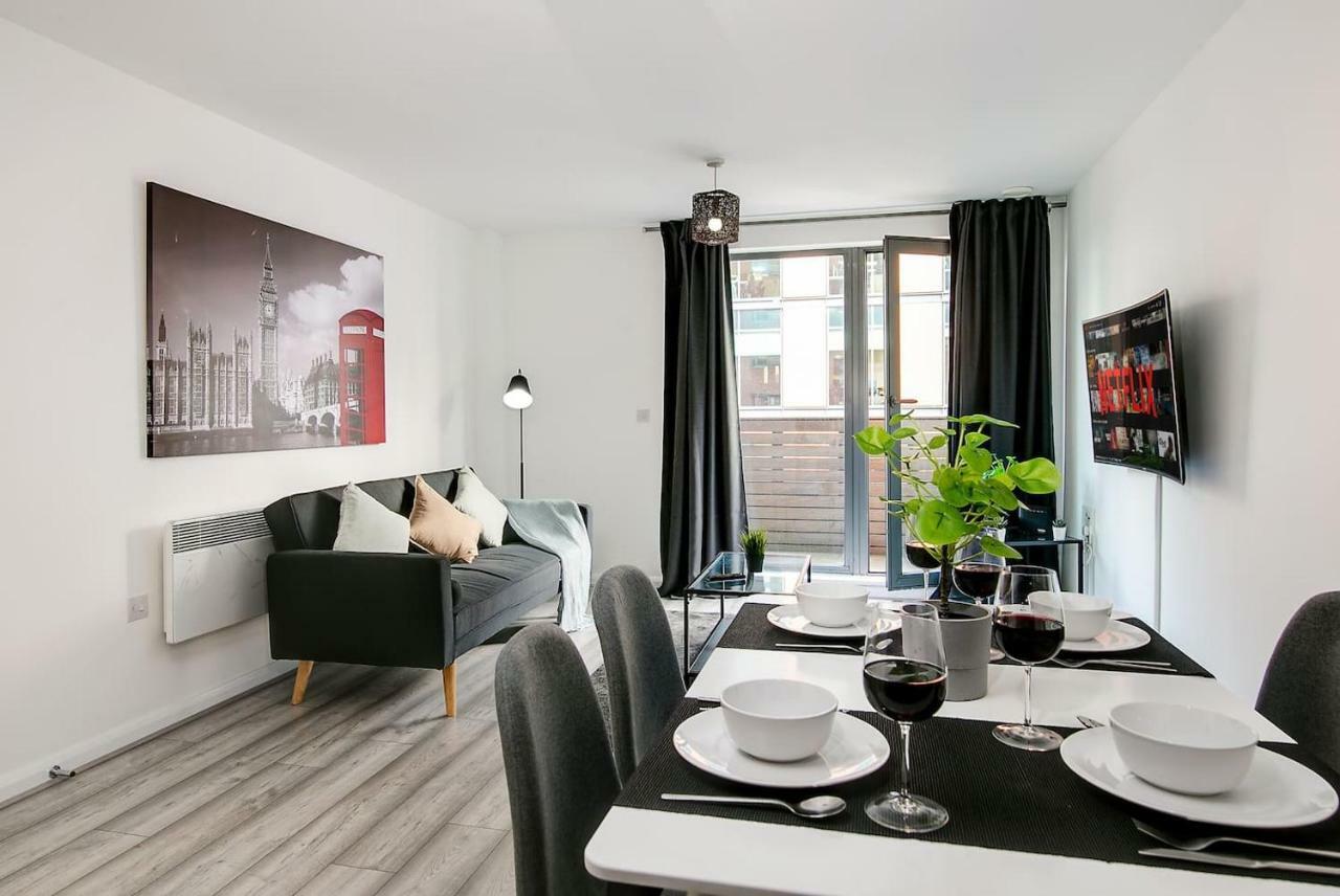Atlantis - City Centre Birmingham Apartment *
